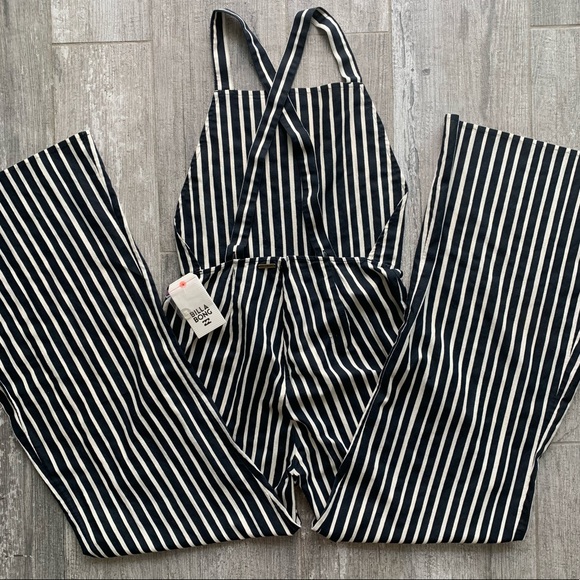 🔥🔥BILLABONG - STILL HERE JUMPSUIT🔥🔥 - Picture 8 of 8